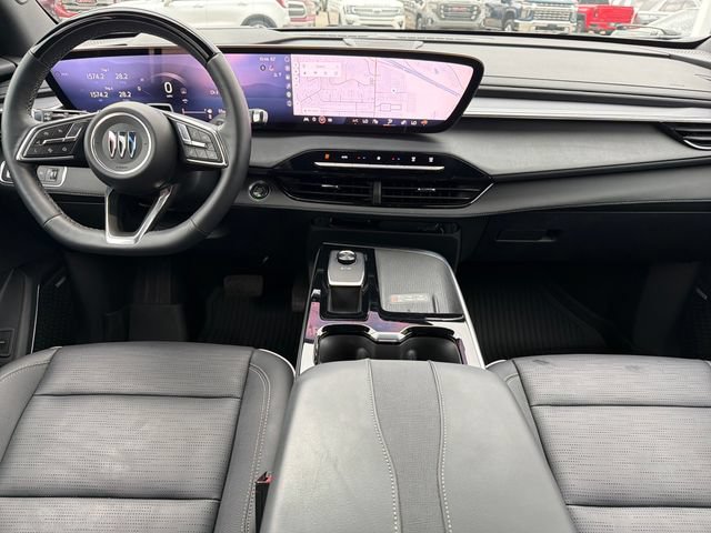 Used 2025 Buick Enclave Sport Touring w/ Super Cruise Package FWD image 9