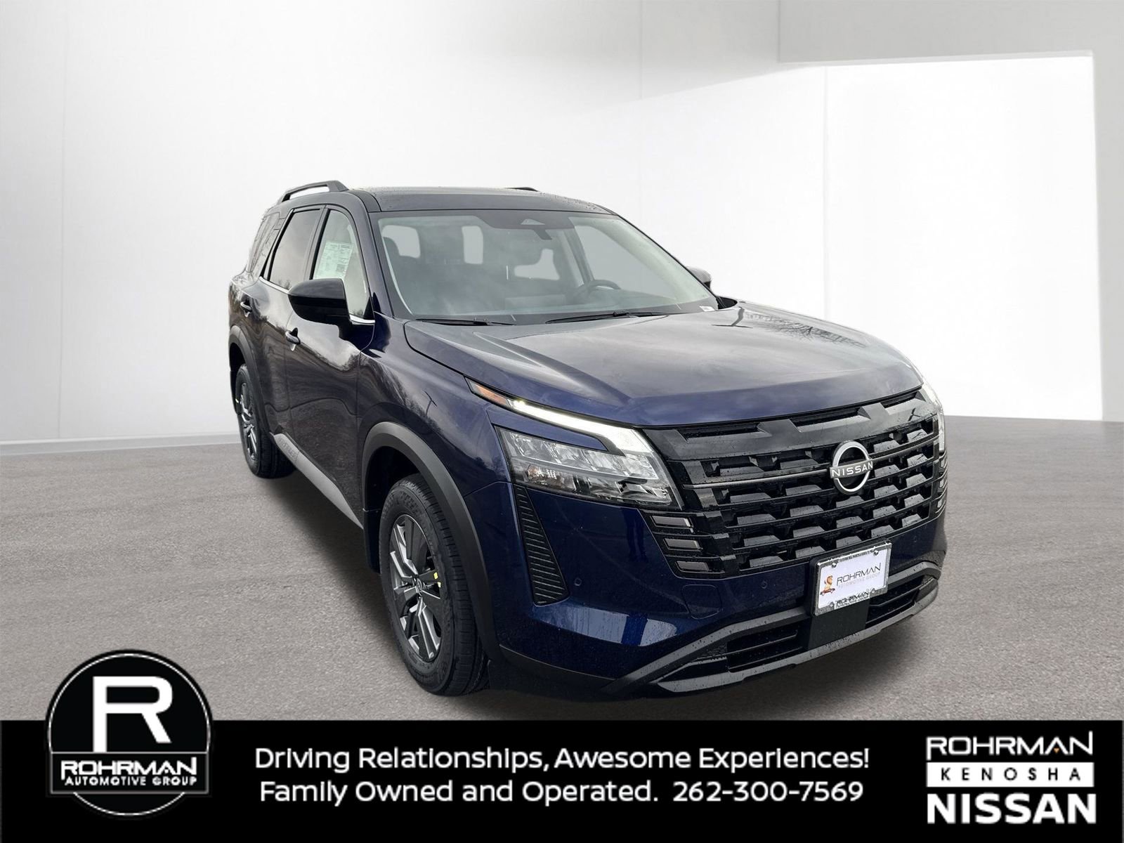 New 2026 Nissan Pathfinder SV image 3