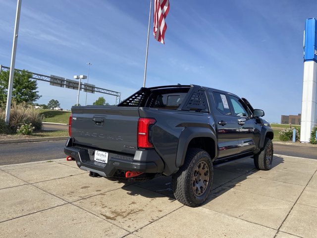 Used 2025 Toyota Tacoma 4x4 Double Cab Hybrid image 11