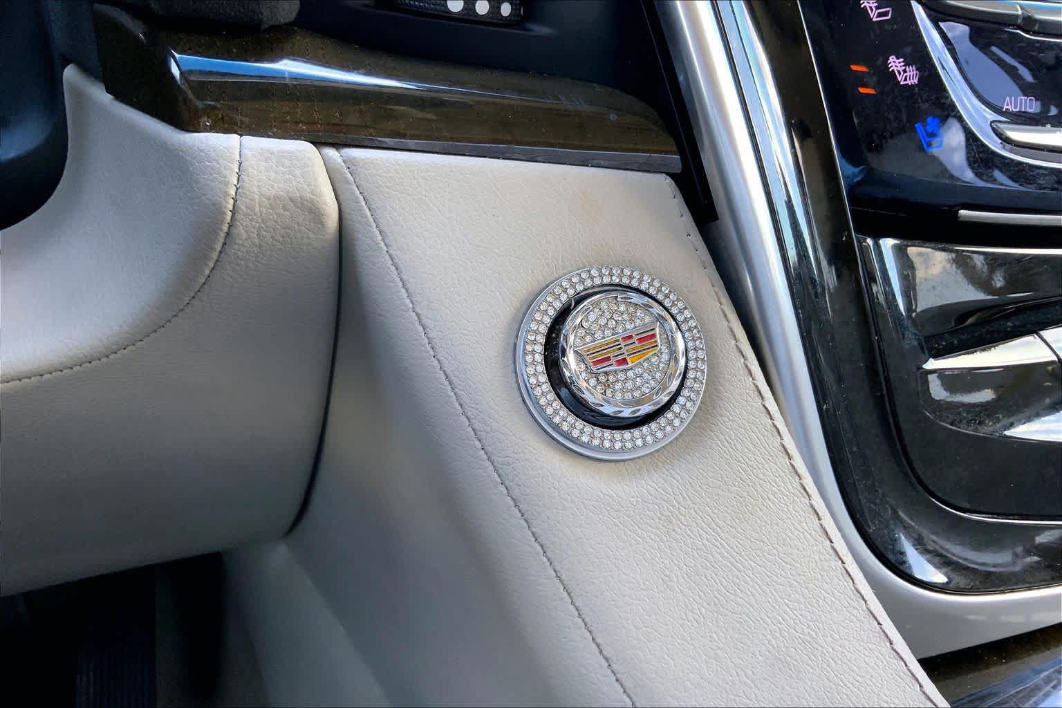 Certified 2019 Cadillac Escalade Premium Luxury RWD image 36