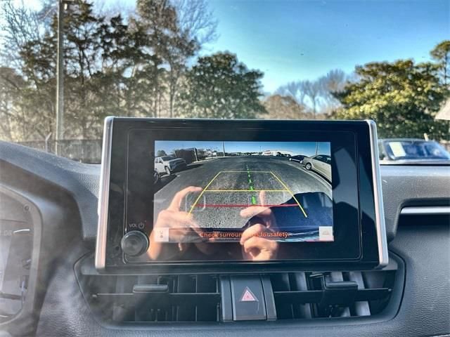 Used 2023 Toyota RAV4 AWD Hybrid image 26