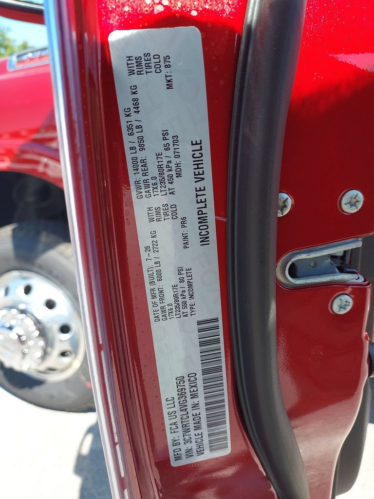 New 2027 RAM 3500 Big Horn w/ Laramie Trim Package AWD/4WD image 24
