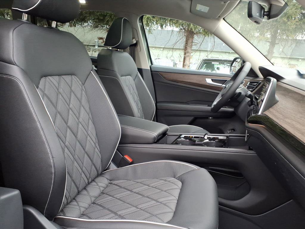 New 2026 Volkswagen Atlas SEL Premium R-Line image 9