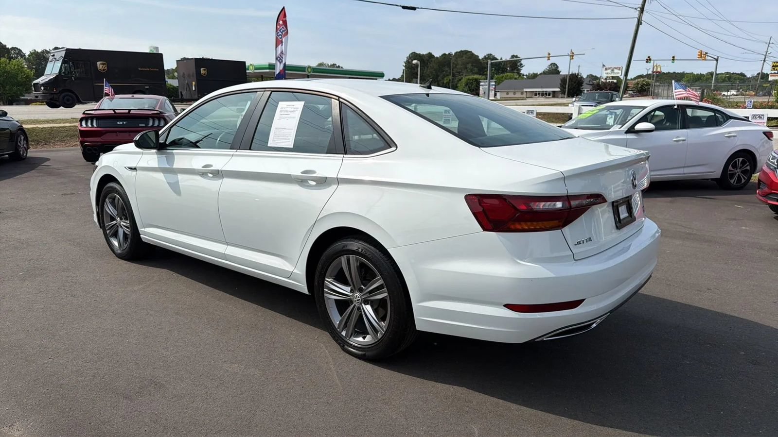 Used 2019 Volkswagen Jetta R-Line FWD image 5