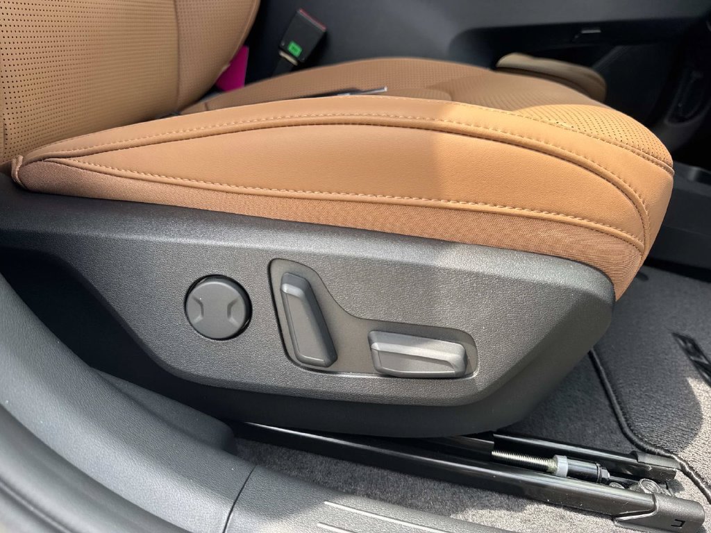 New 2026 Kia EV6 Wind AWD/4WD image 13
