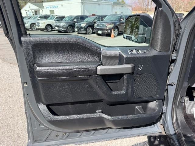Used 2016 Ford F150 XLT w/ Equipment Group 302A Luxury image 15