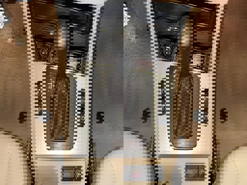 Used 2004 BMW 325Ci Coupe image 25