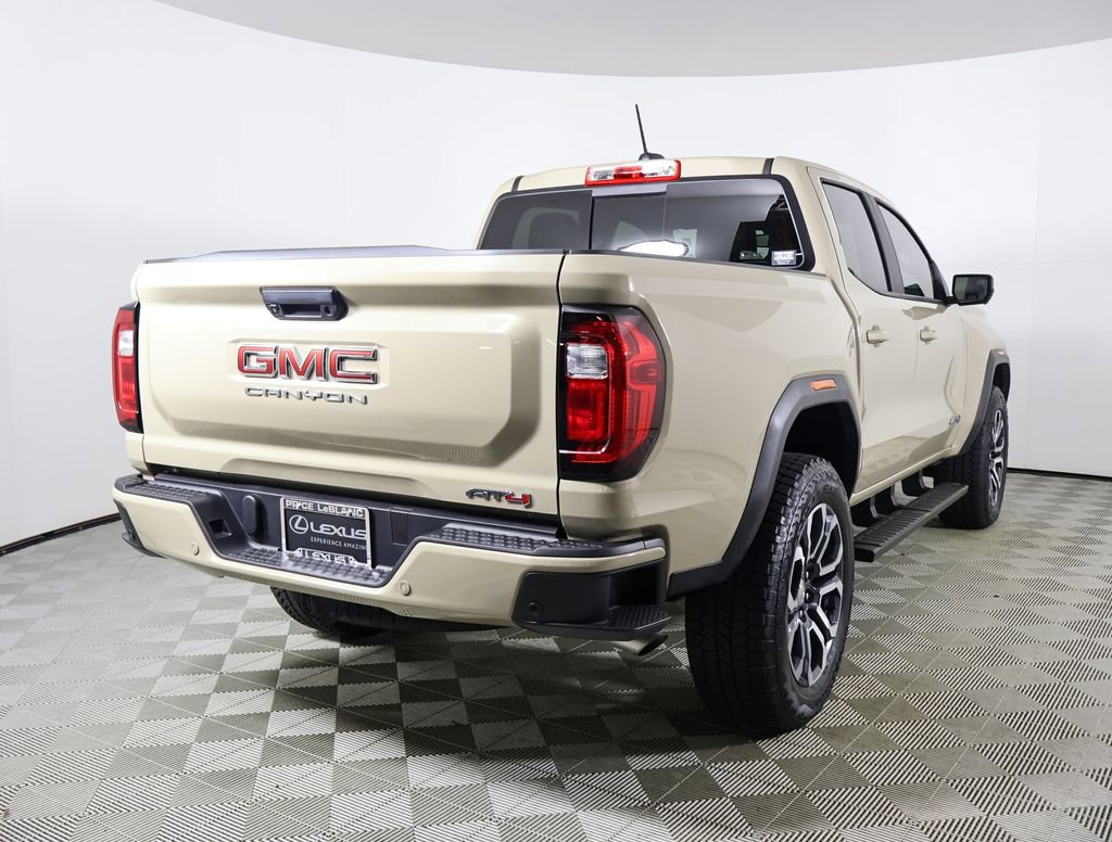 Used 2024 GMC Canyon AT4 w/ Technology Package image 5