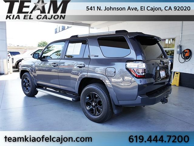 Used 2022 Toyota 4Runner SR5 Premium w/ Moonroof Package RWD image 8