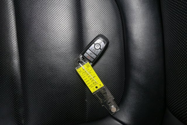 Used 2022 Ford Escape SEL image 38