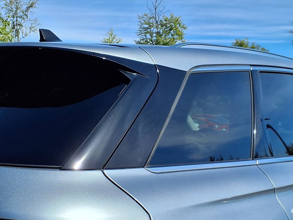 Certified 2022 Lincoln Corsair Reserve w/ Equipment Group 201A image 28