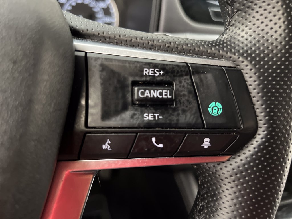 Used 2025 Mitsubishi Outlander SE AWD/4WD image 54