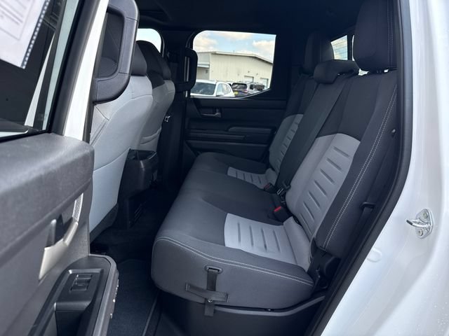 Used 2024 Toyota Tacoma TRD Off-Road w/ TRD Off Road Upgrade Package AWD/4WD image 16