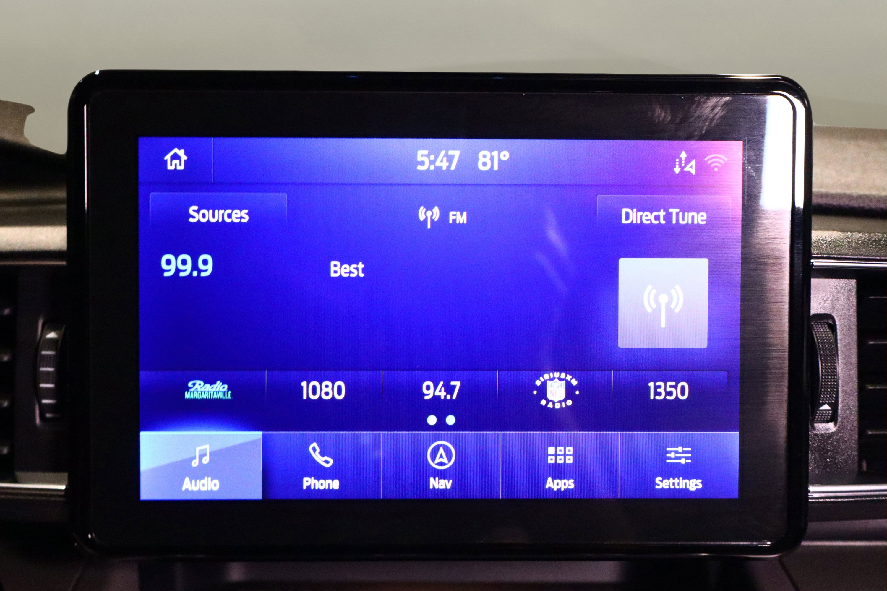 Used 2023 Ford Explorer XLT w/ Equipment Group 202A image 32