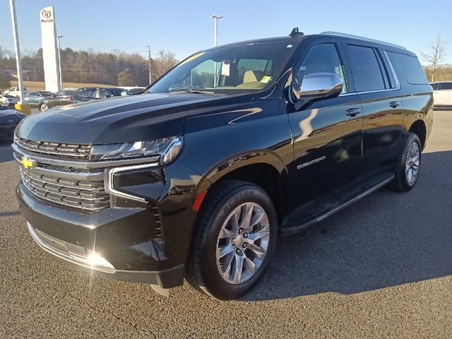 Used 2024 Chevrolet Suburban Premier RWD image 7
