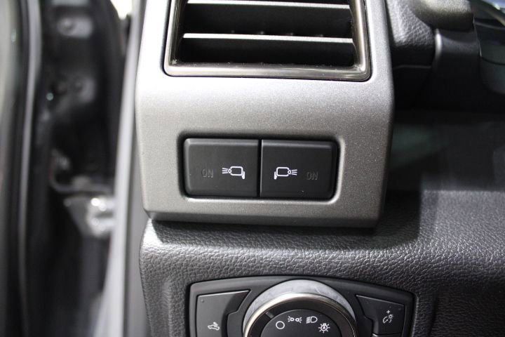 Used 2018 Ford F150 Raptor w/ Equipment Group 802A Luxury image 44