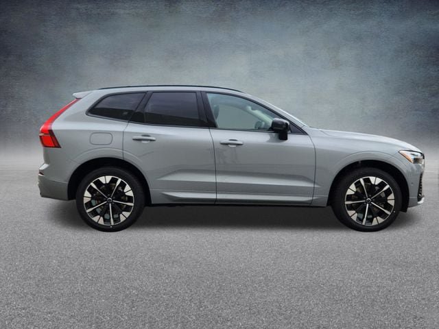 New 2026 Volvo XC60 T8 Plus w/ Climate Package AWD/4WD image 8