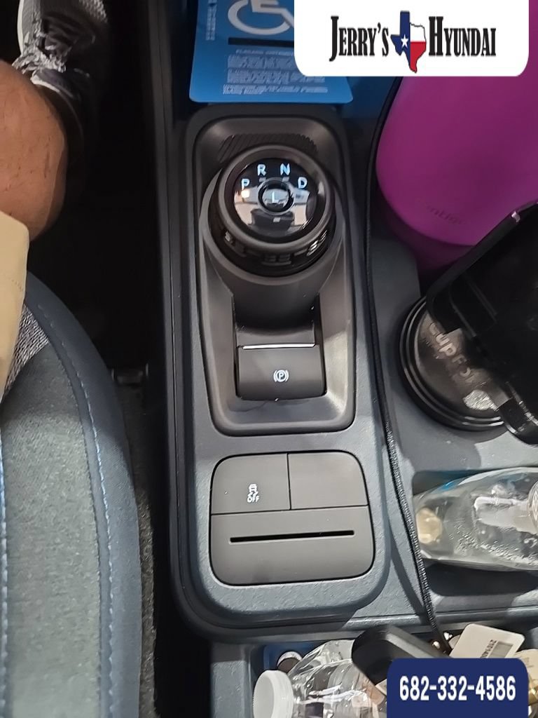 Used 2025 Ford Maverick XLT FWD image 12
