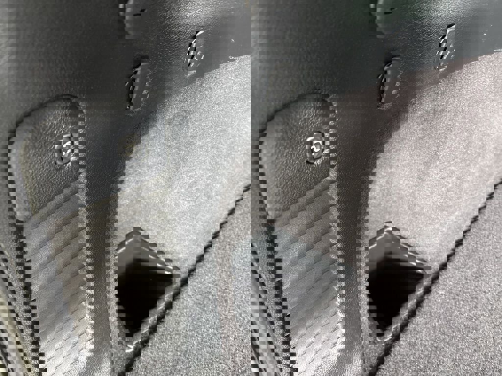 Used 2020 Jeep Grand Cherokee Altitude image 17