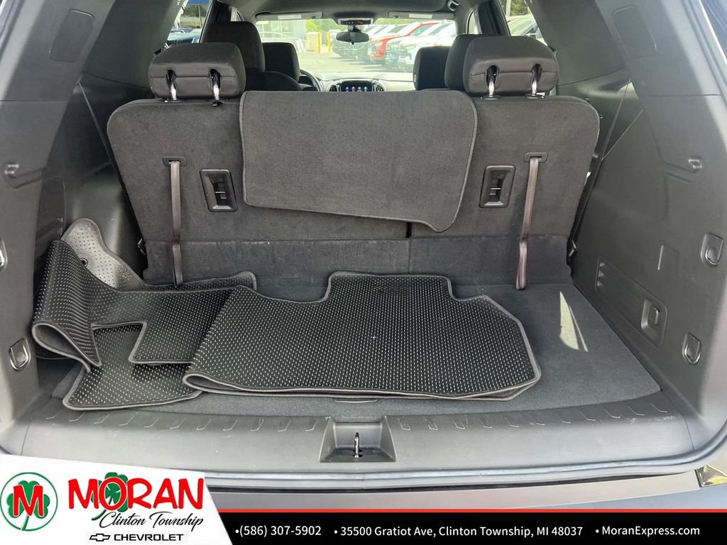 Certified 2023 Chevrolet Traverse LT FWD image 12
