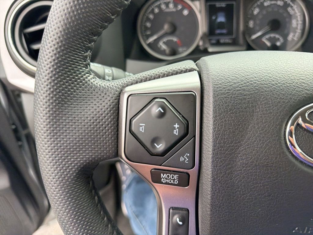 Used 2022 Toyota Tacoma SR5 image 13