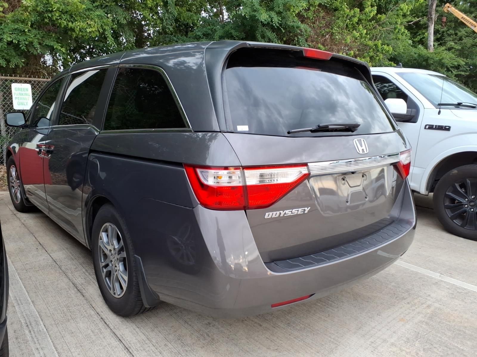 Used 2013 Honda Odyssey EX-L image 2