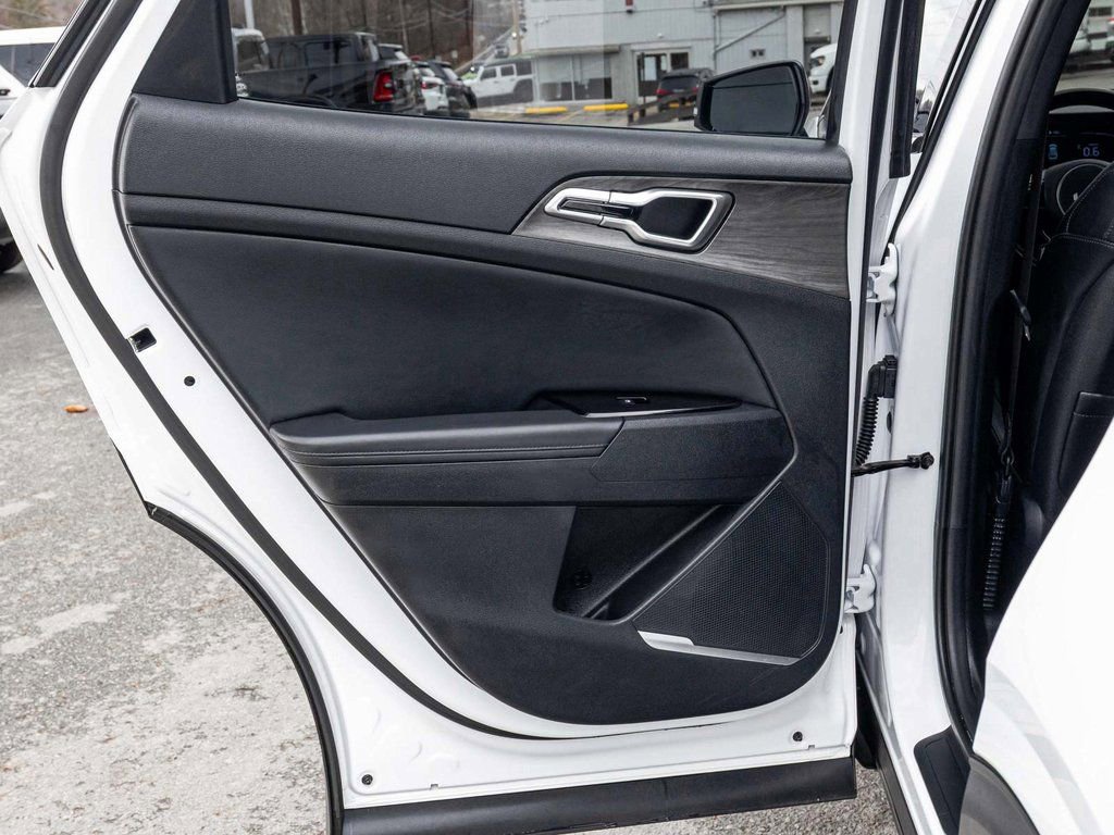 Used 2024 Kia Sportage X-Line image 13