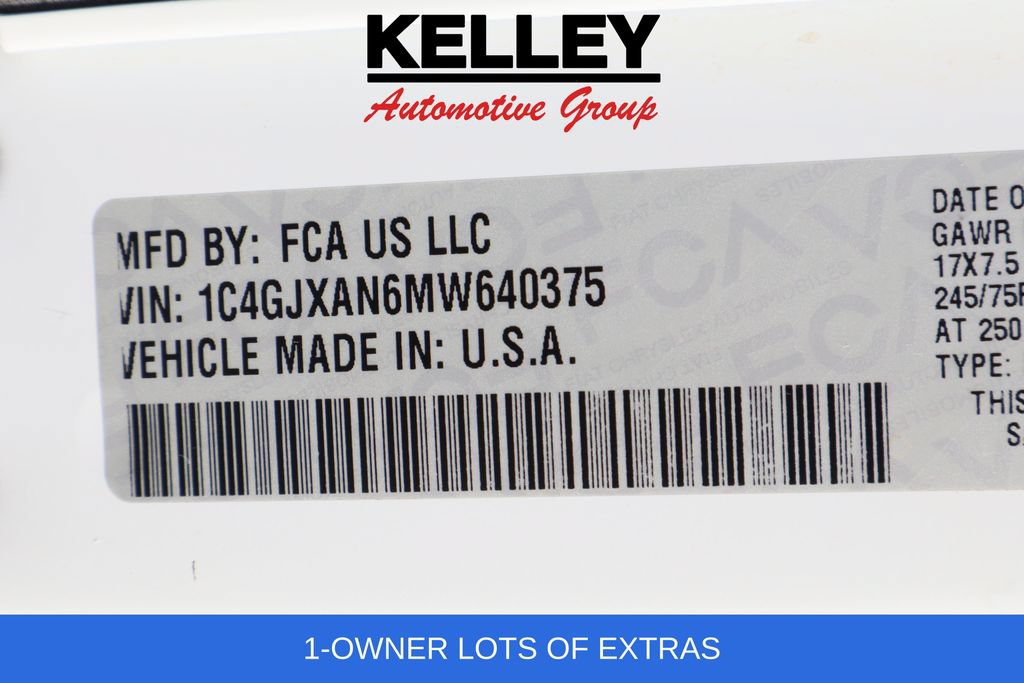 Used 2021 Jeep Wrangler Sport AWD/4WD image 32