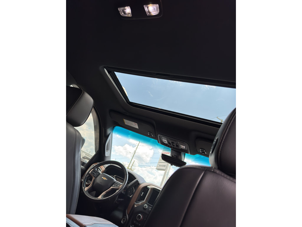 Used 2020 Chevrolet Silverado 2500 High Country w/ Z71 Off-Road Package AWD/4WD image 24