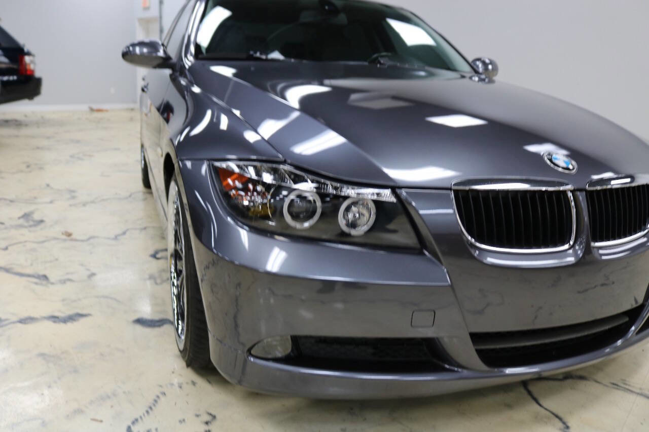 Used 2006 BMW 325i Sedan RWD image 5