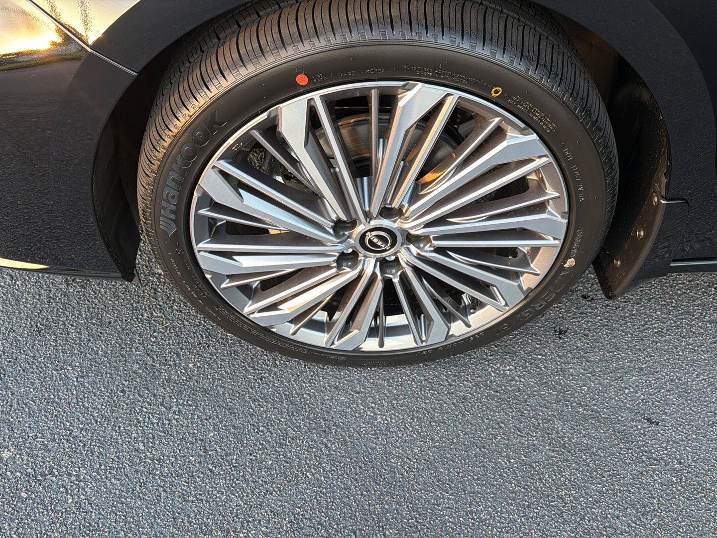 New 2026 Nissan Altima 2.5 SV w/ SV Premium Package FWD image 36