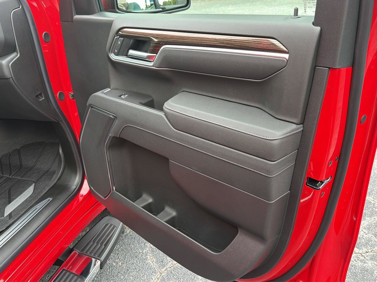 New 2026 Chevrolet Silverado 1500 LT AWD/4WD image 14