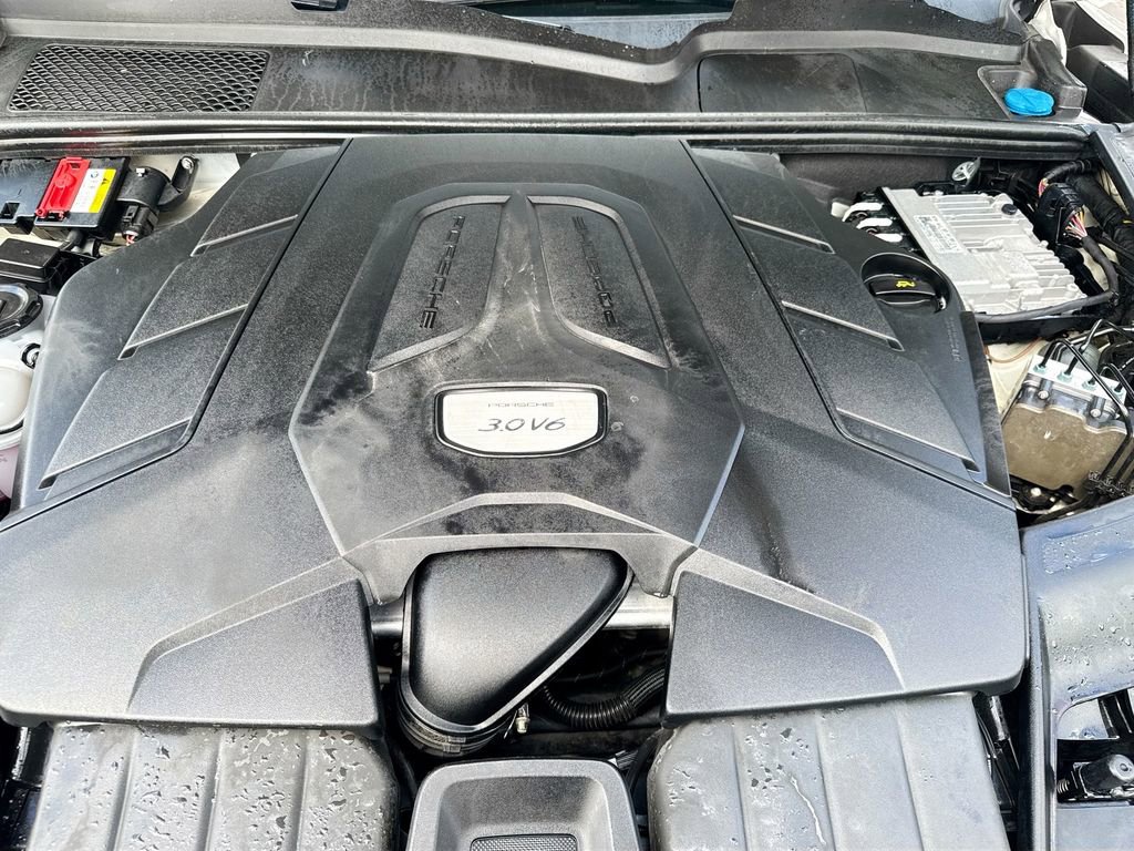 Used 2019 Porsche Cayenne Base image 31