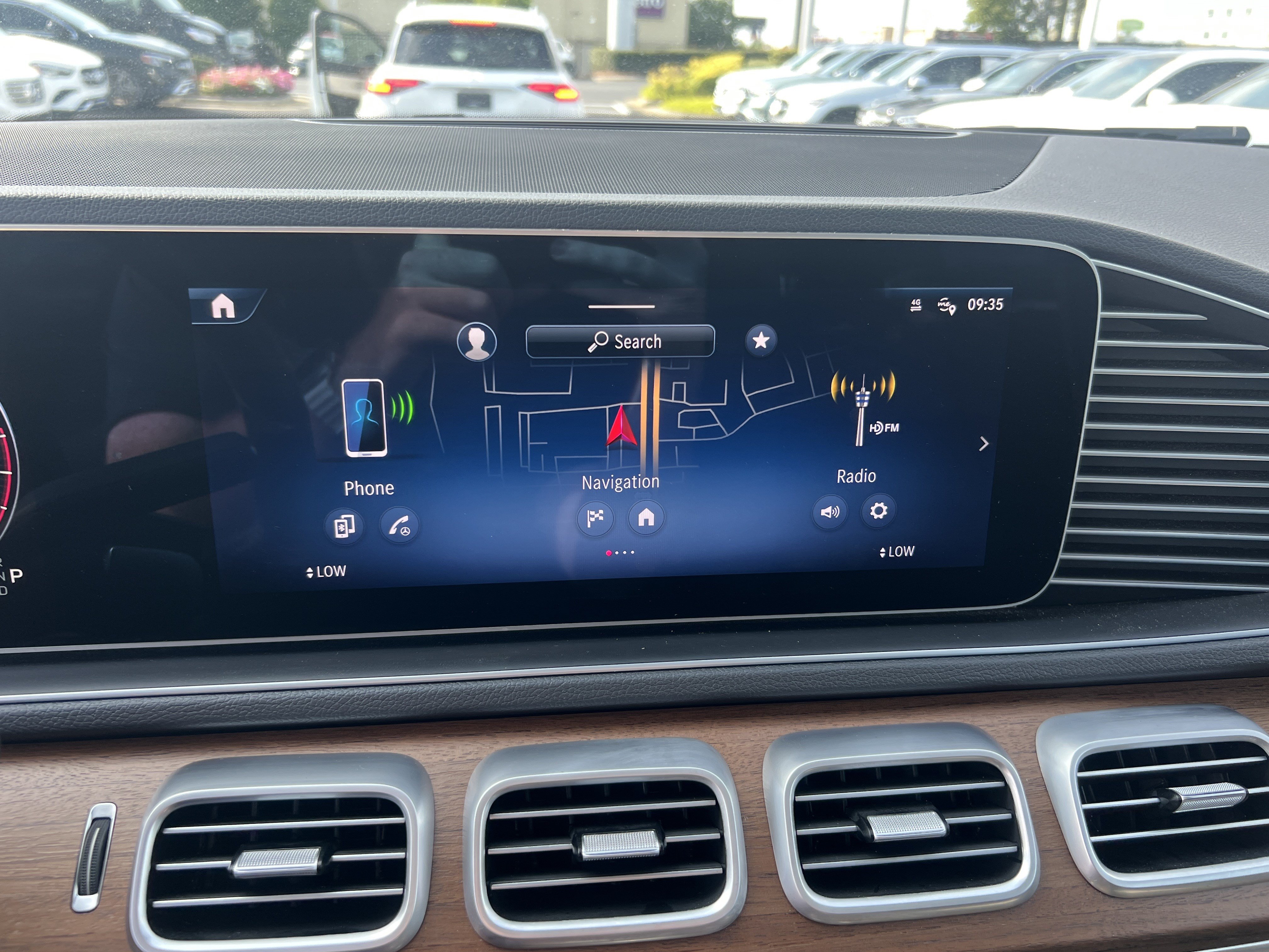 Certified 2025 Mercedes-Benz GLE 350 4MATIC image 25