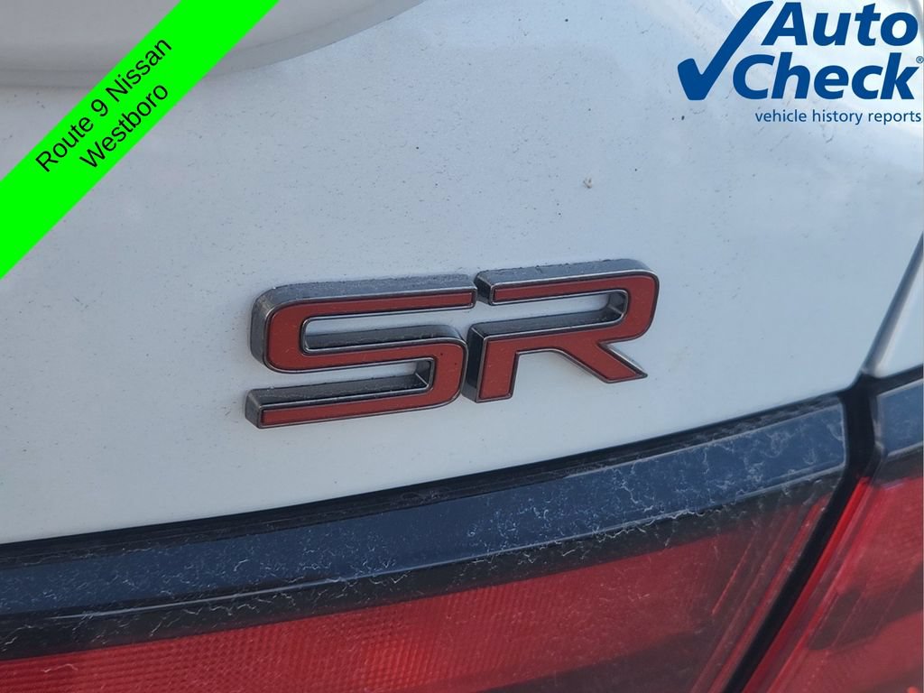 New 2025 Nissan Sentra SR FWD image 3