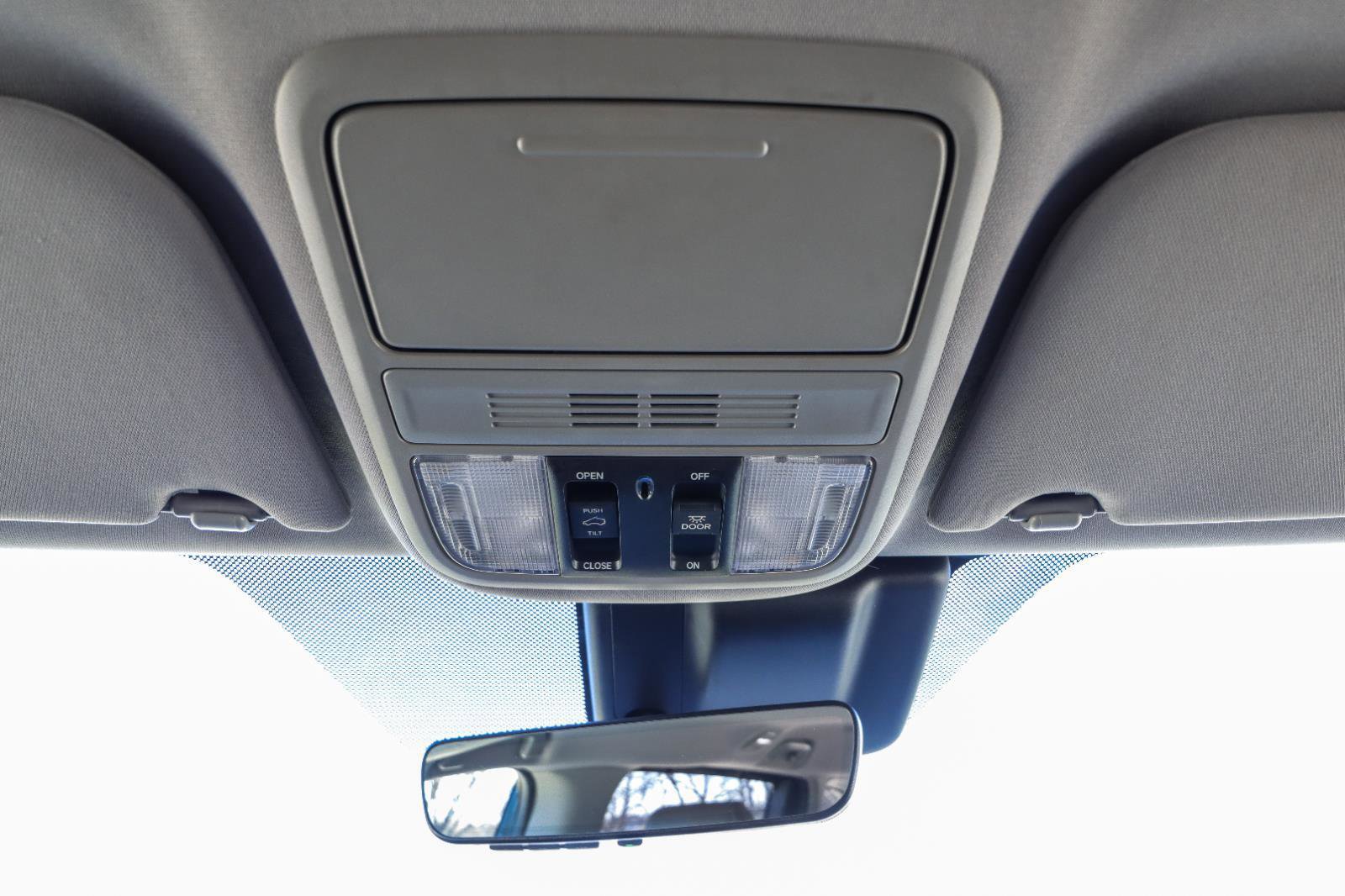 Used 2018 Honda Odyssey EX-L image 34
