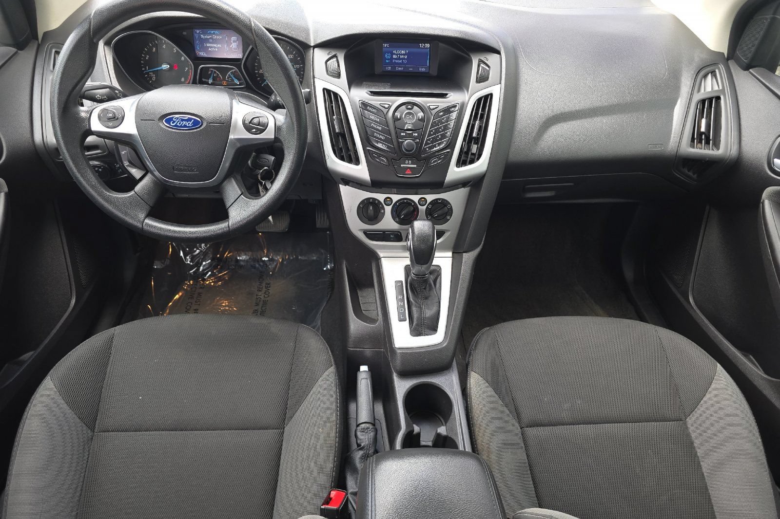Used 2014 Ford Focus SE FWD image 13