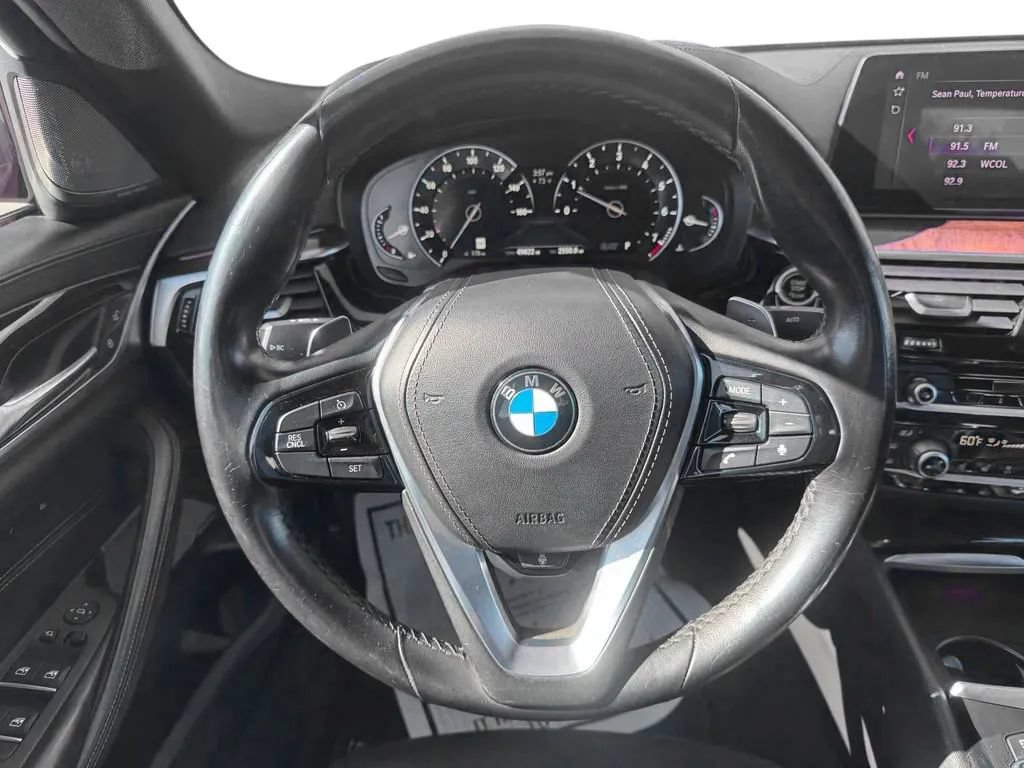 Used 2019 BMW 530i xDrive w/ Luxury Seating Package AWD/4WD image 24