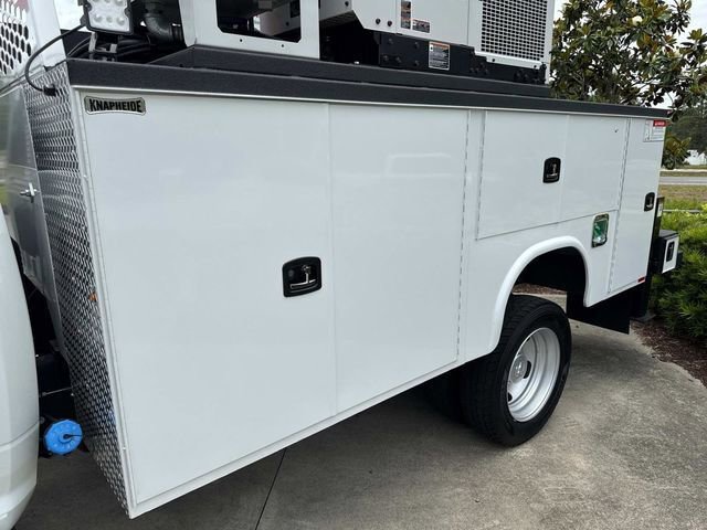 New 2024 RAM 5500 Tradesman image 9