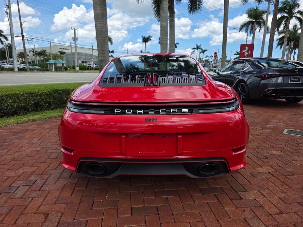 Used 2025 Porsche 911 Carrera RWD image 5