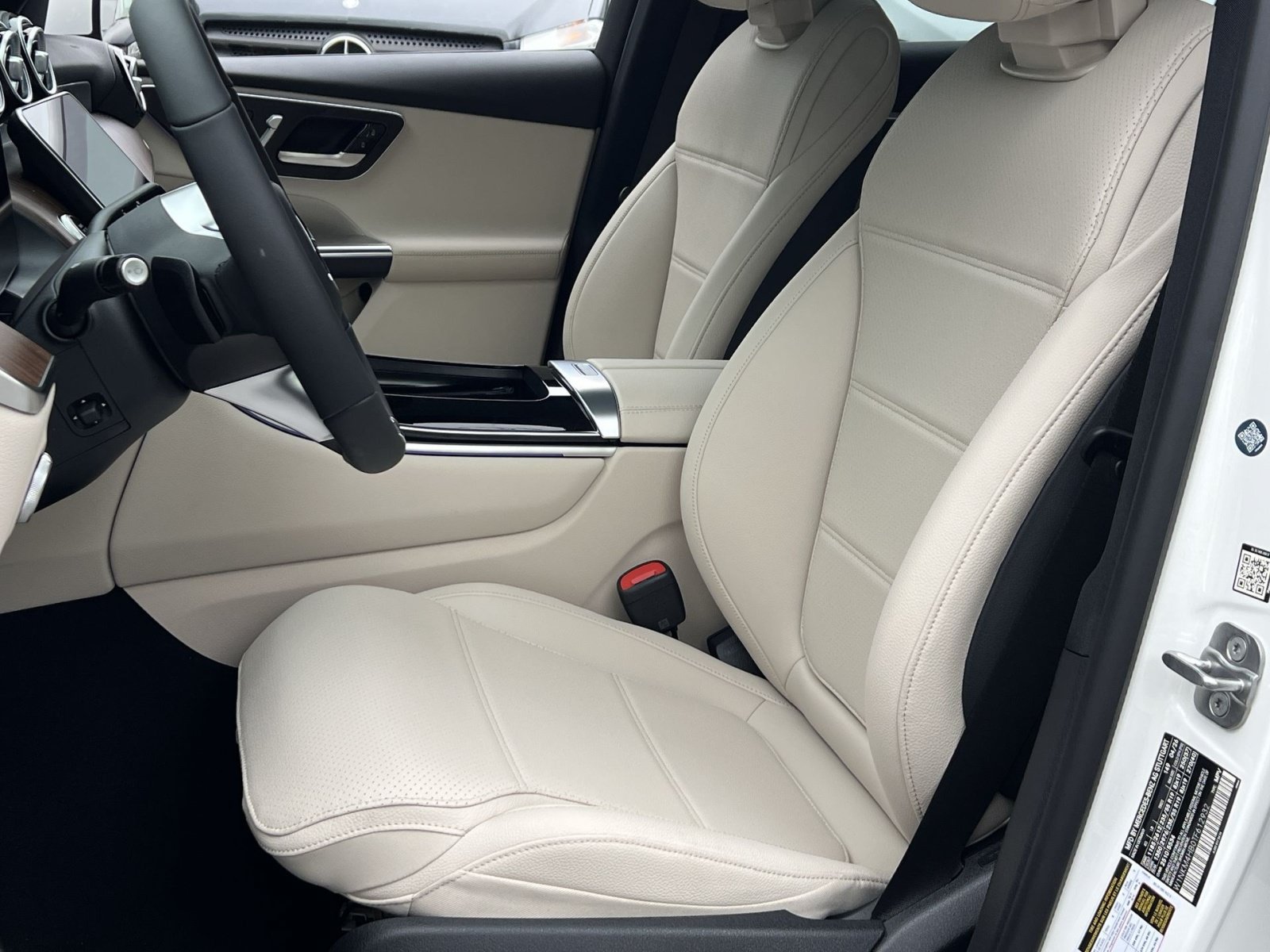 New 2026 Mercedes-Benz GLC 300 4MATIC image 18