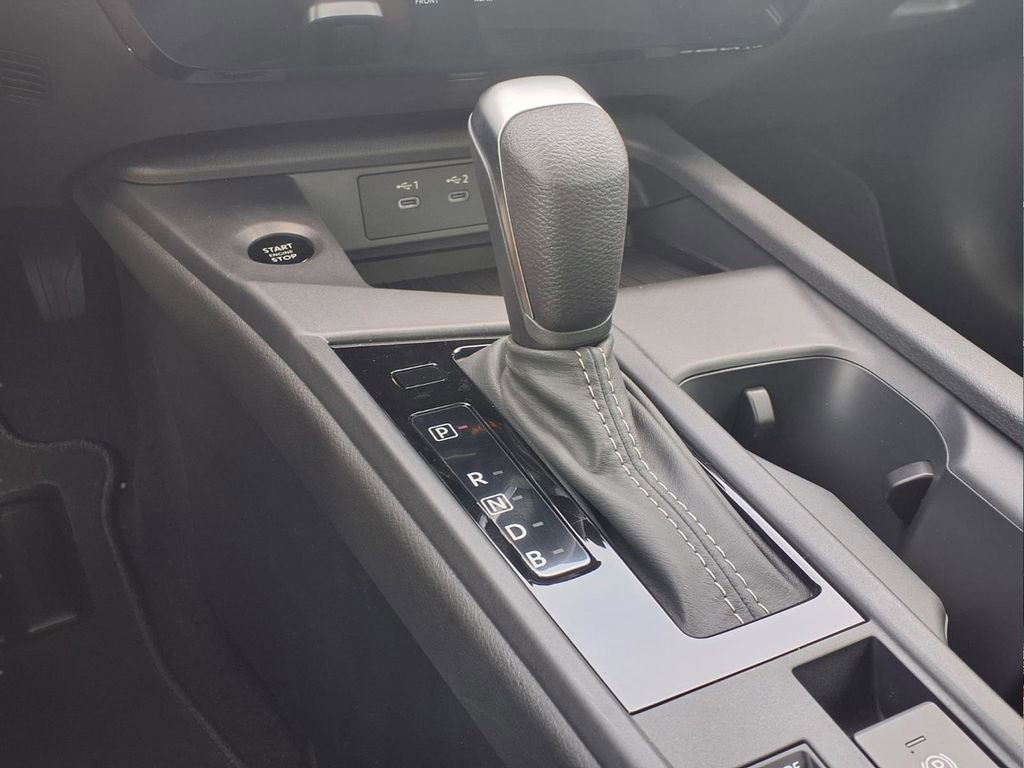New 2026 Nissan Sentra SV w/ Floor Mat Package FWD image 18