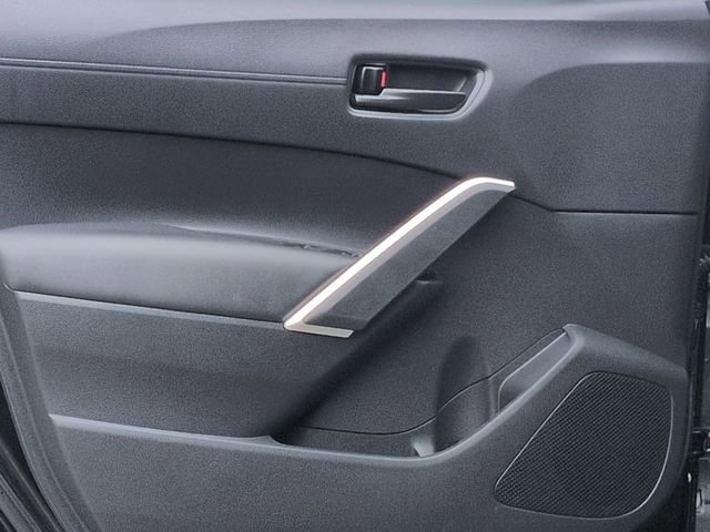 Used 2025 Toyota Corolla Cross AWD Hybrid w/ Moonroof Package image 16