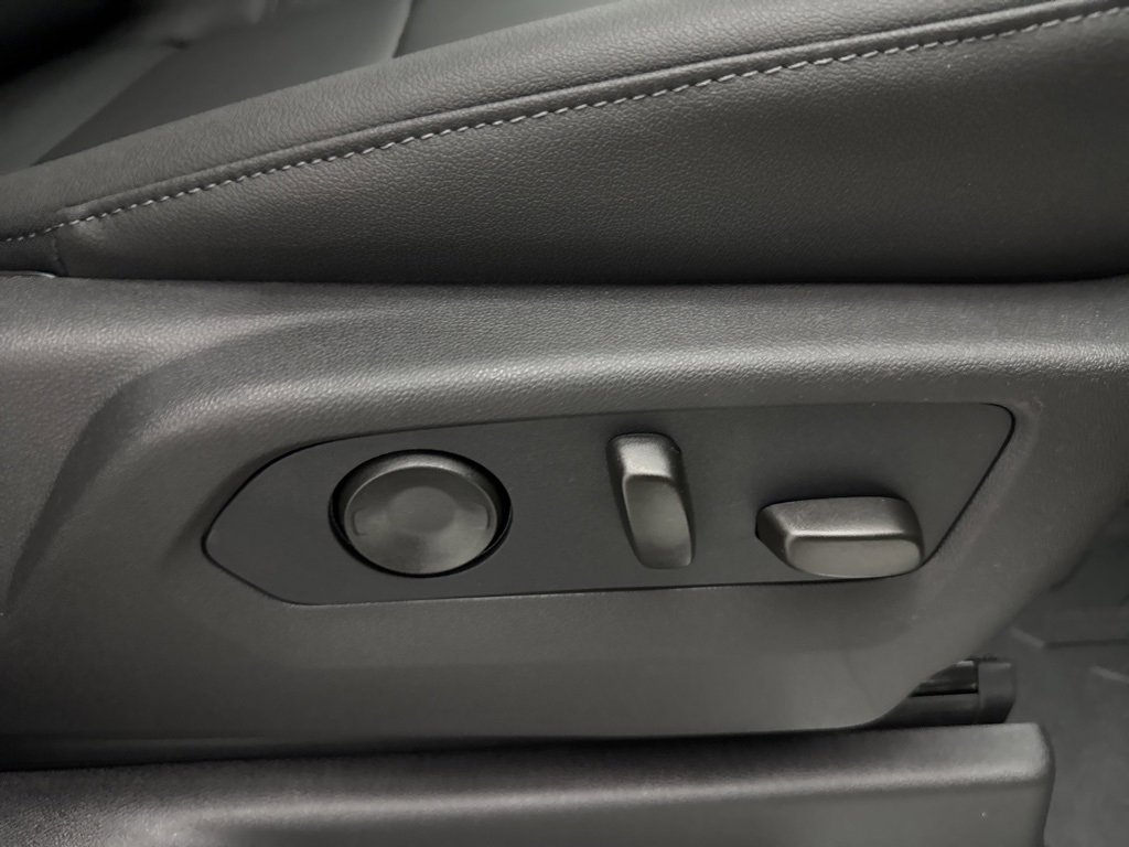 New 2026 GMC Sierra 1500 SLT image 68