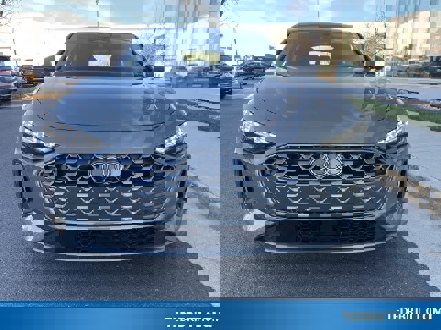 Used 2025 Audi A5 2.0T Premium Plus w/ Premium Plus image 2