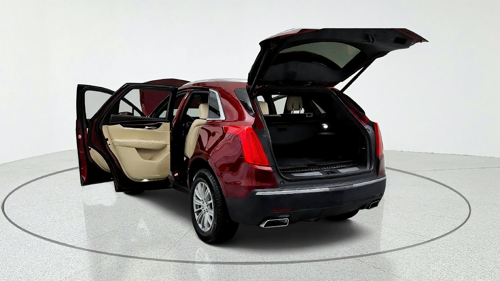 Used 2018 Cadillac XT5 Luxury w/ Driver Awareness Package FWD image 11