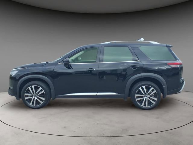 Certified 2025 Nissan Pathfinder Platinum w/ Black Appearance Package AWD/4WD image 2