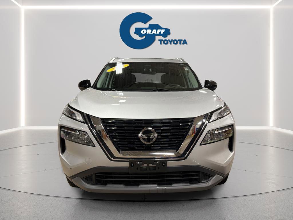 Used 2021 Nissan Rogue SV w/ Premium Package AWD/4WD image 2