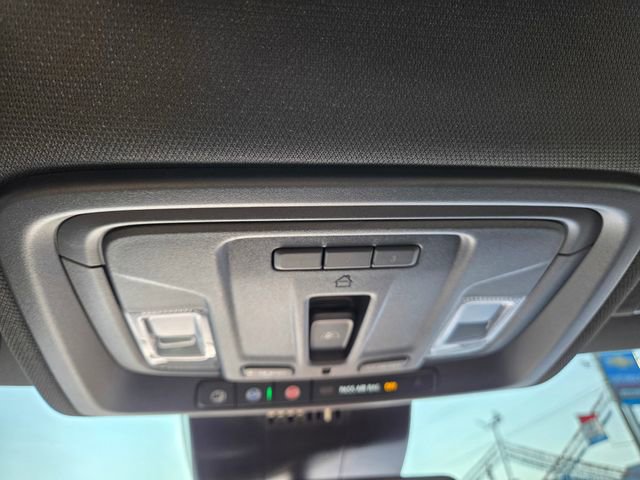 Used 2025 Chevrolet Silverado 1500 High Country w/ Midnight Edition image 28