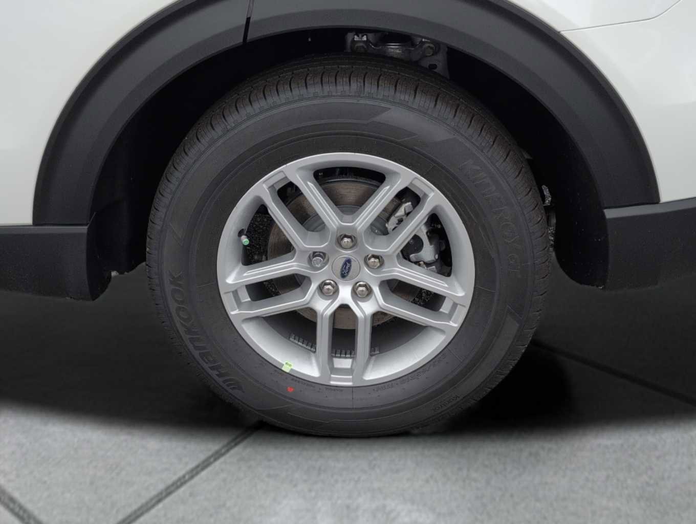 New 2025 Ford Explorer Active w/ Active Comfort Package image 17